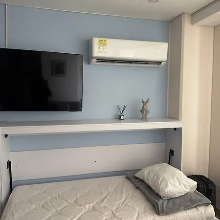 Apartamento Cielo Mar Steps From The *