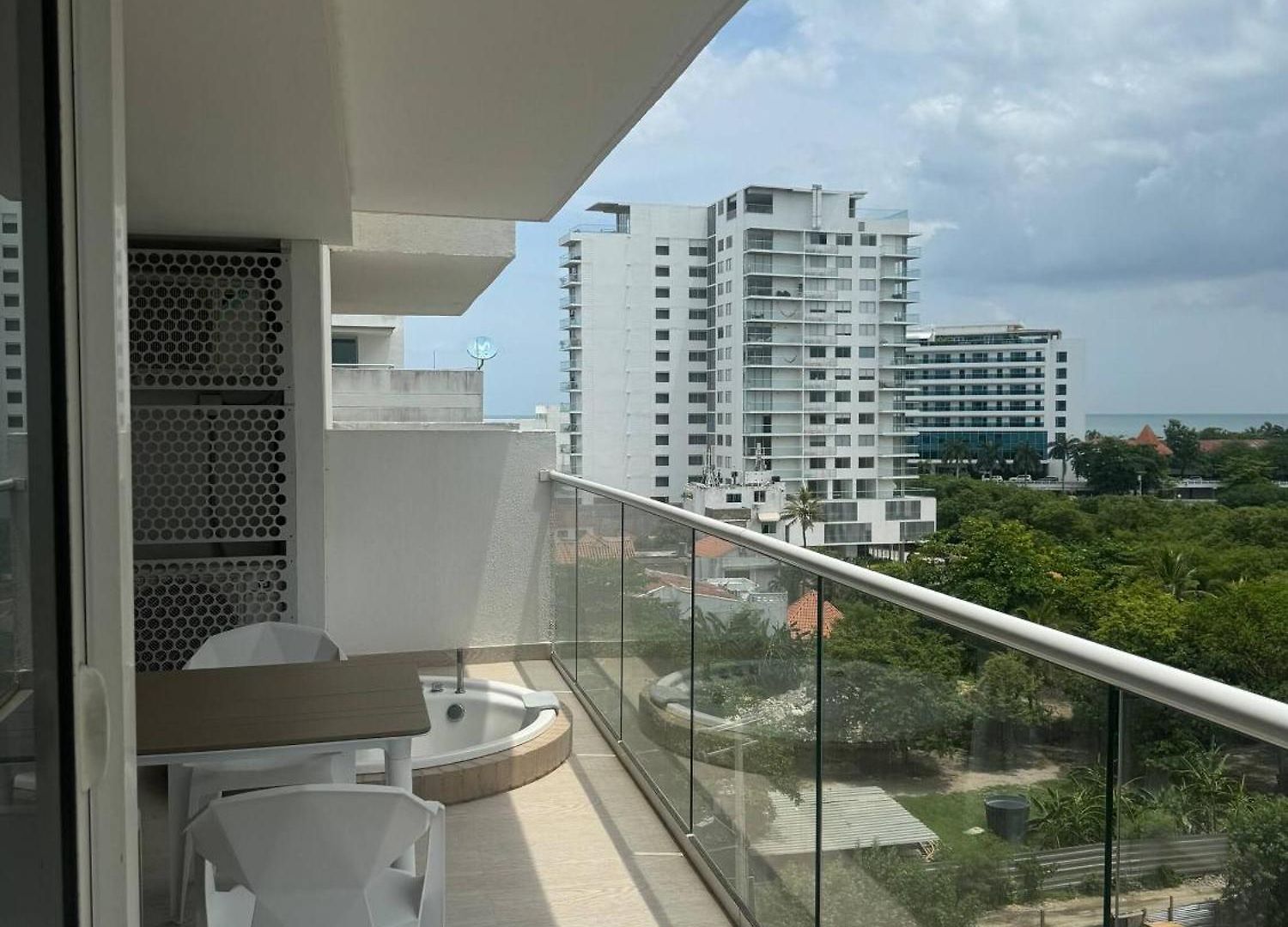 Apartamento Cielo Mar Steps From The *