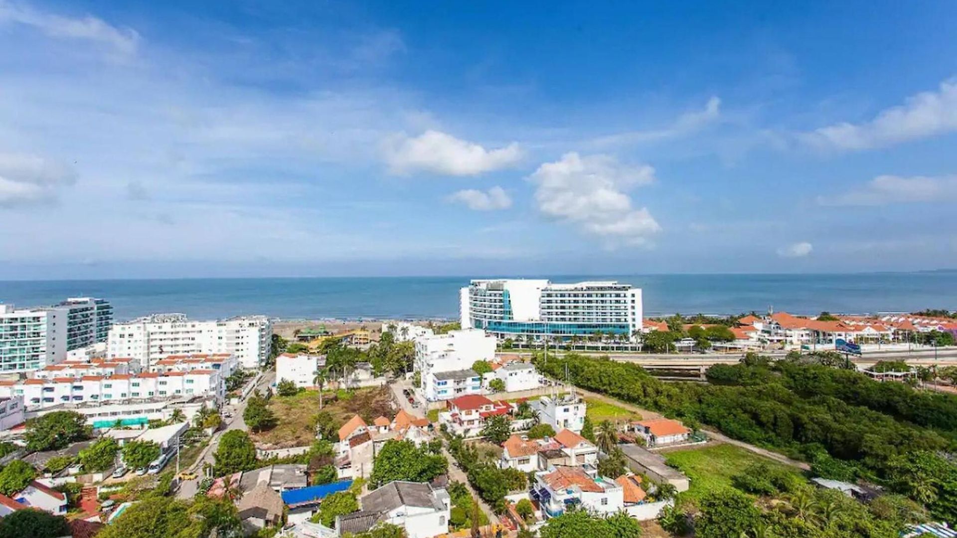 Apartamento Cielo Mar Steps From The *